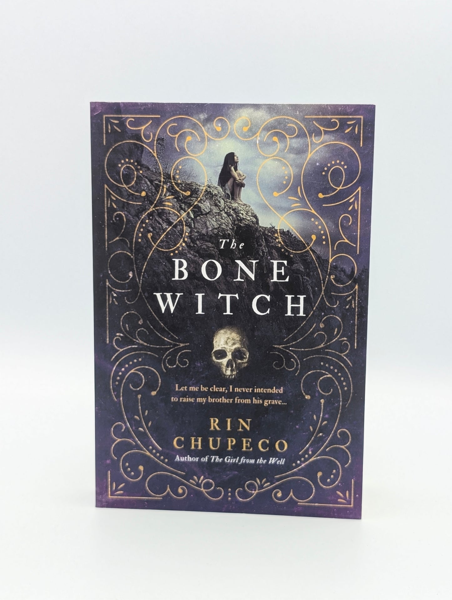 The Bone Witch (The Bone Witch, 1)