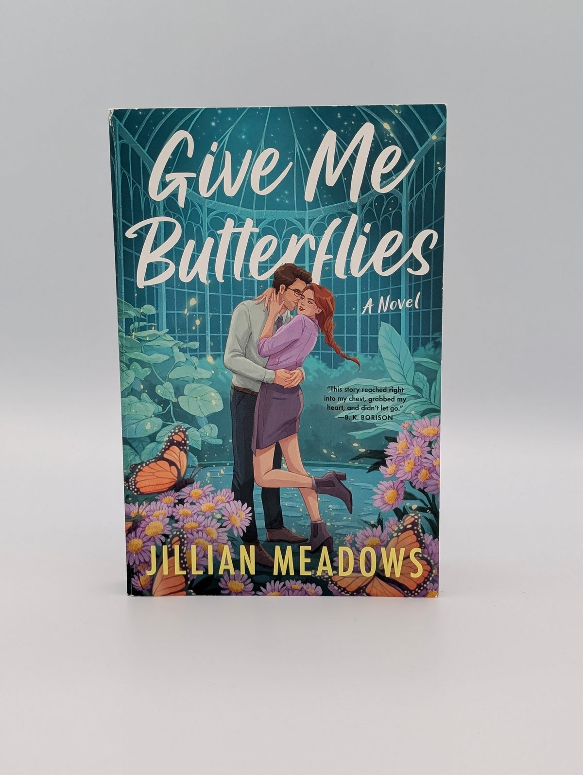 Give Me Butterflies: A Novel (Oaks Sisters, 1)