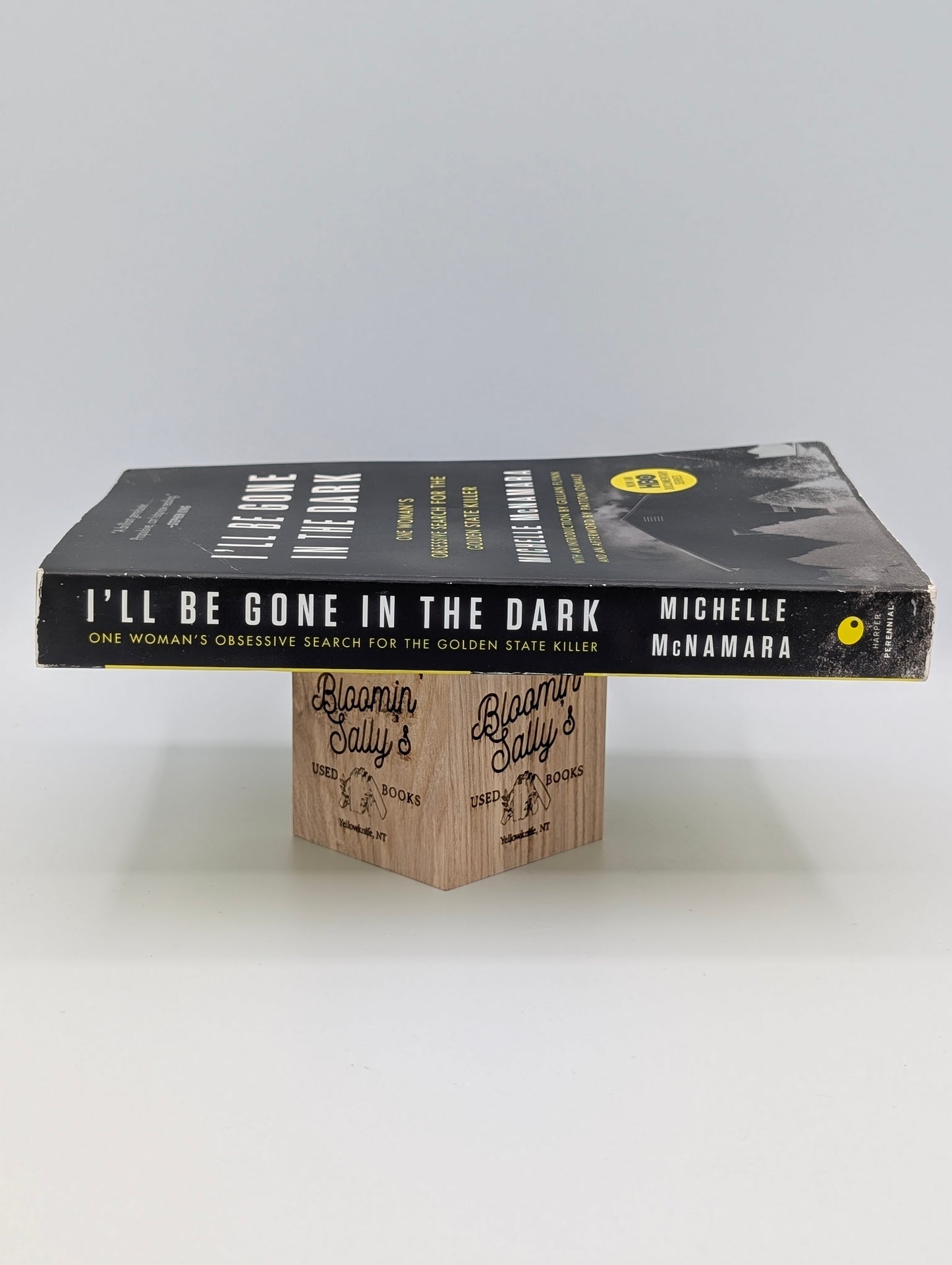 I'll Be Gone in the Dark: One Woman's Obsessive Search for the Golden State Killer