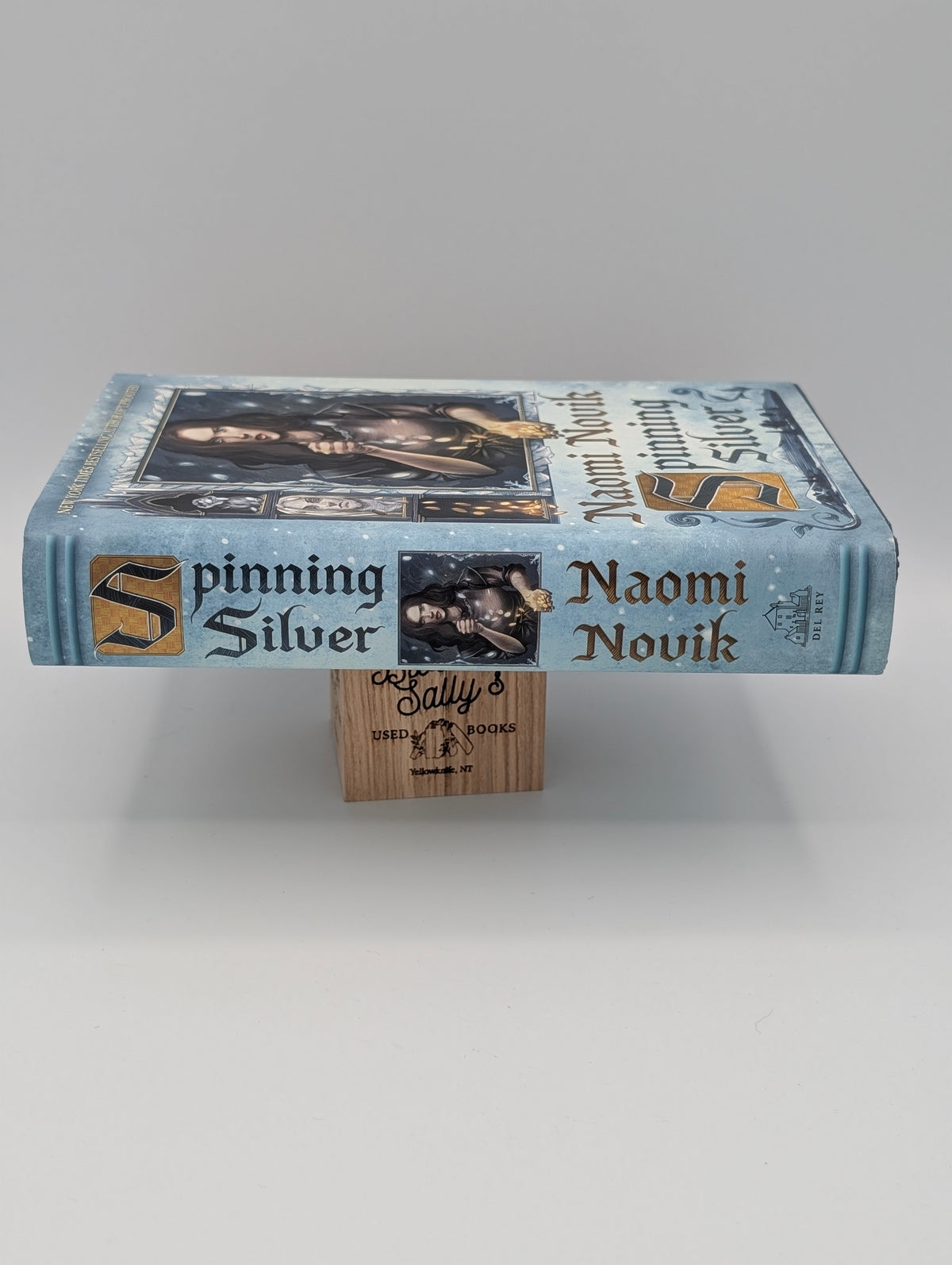 Spinning Silver: A Novel