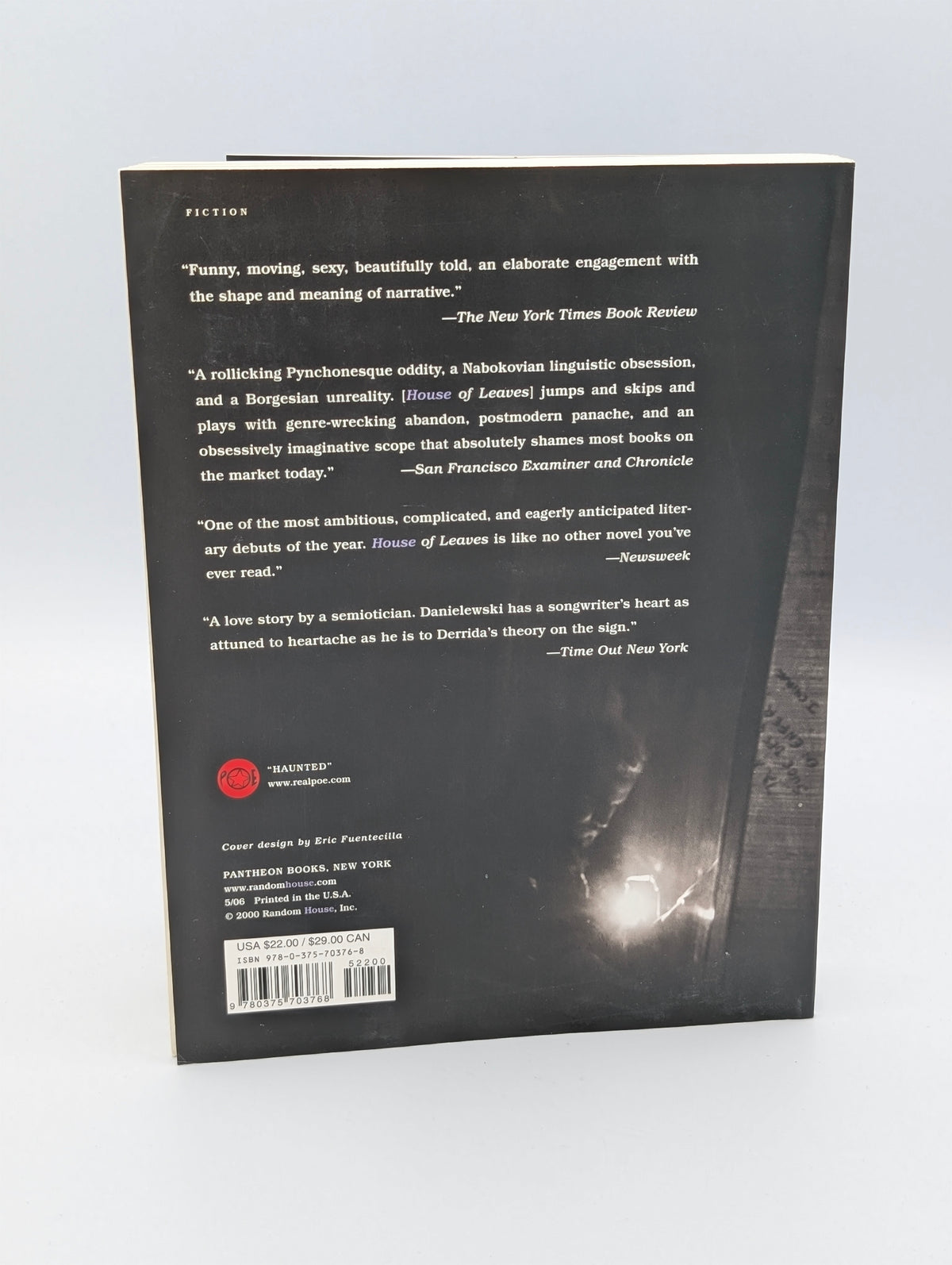 House of Leaves: The Remastered Full-Color Edition