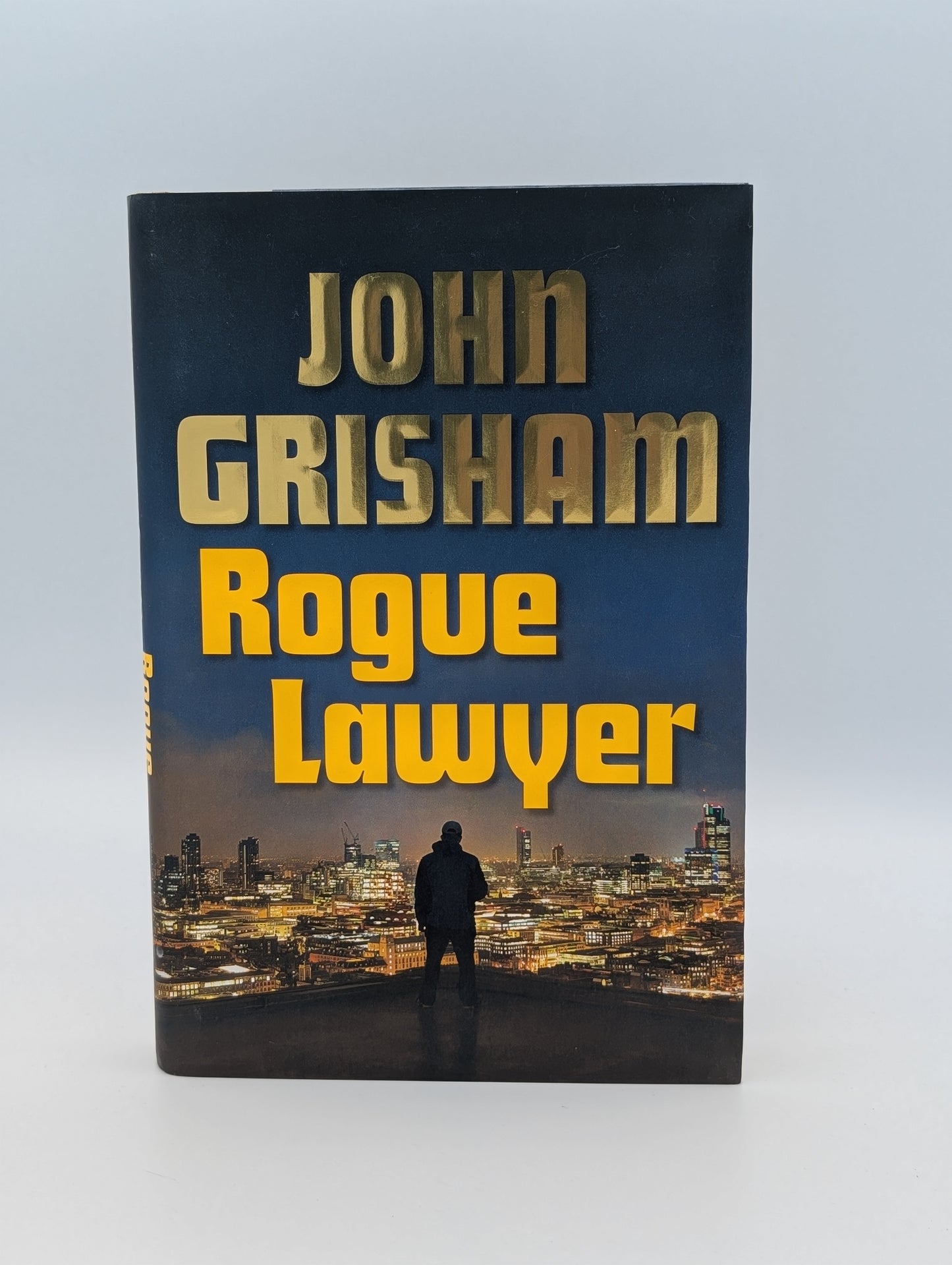 Rogue Lawyer: A Novel
