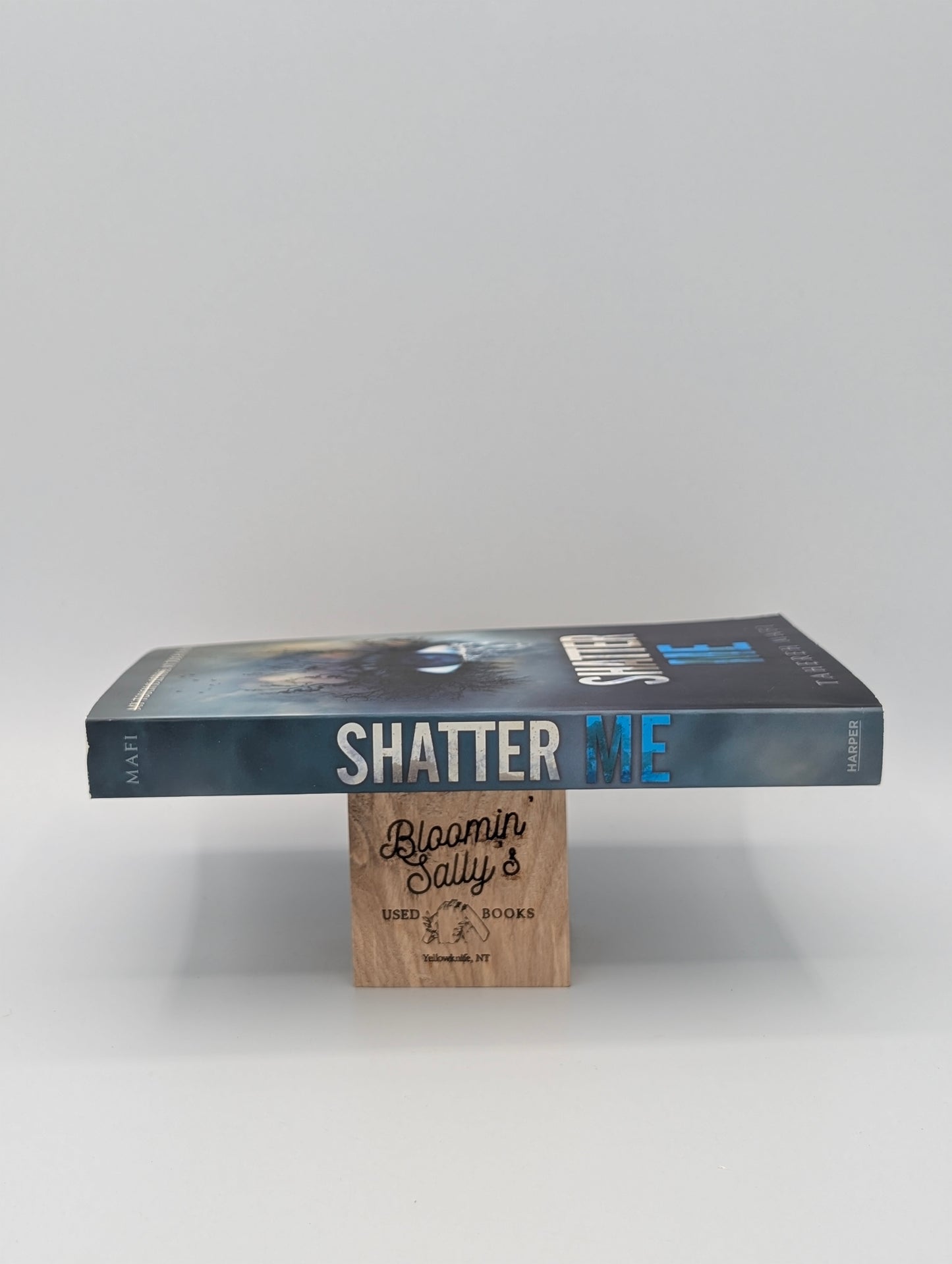 Shatter Me (Shatter Me, 1)