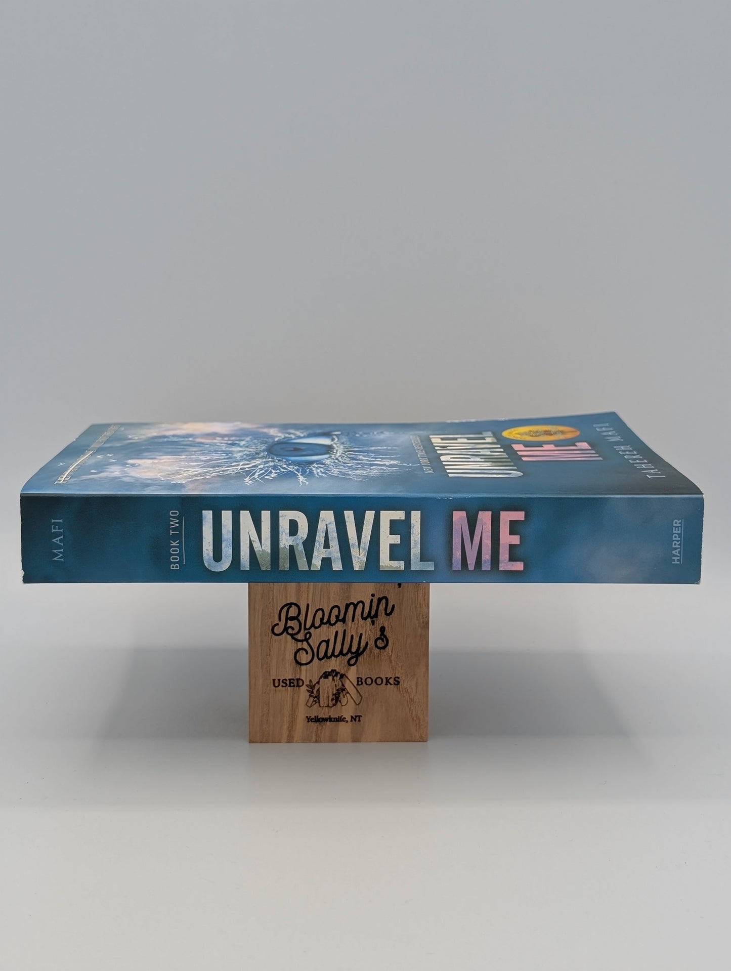 Unravel Me (Shatter Me Book 2)