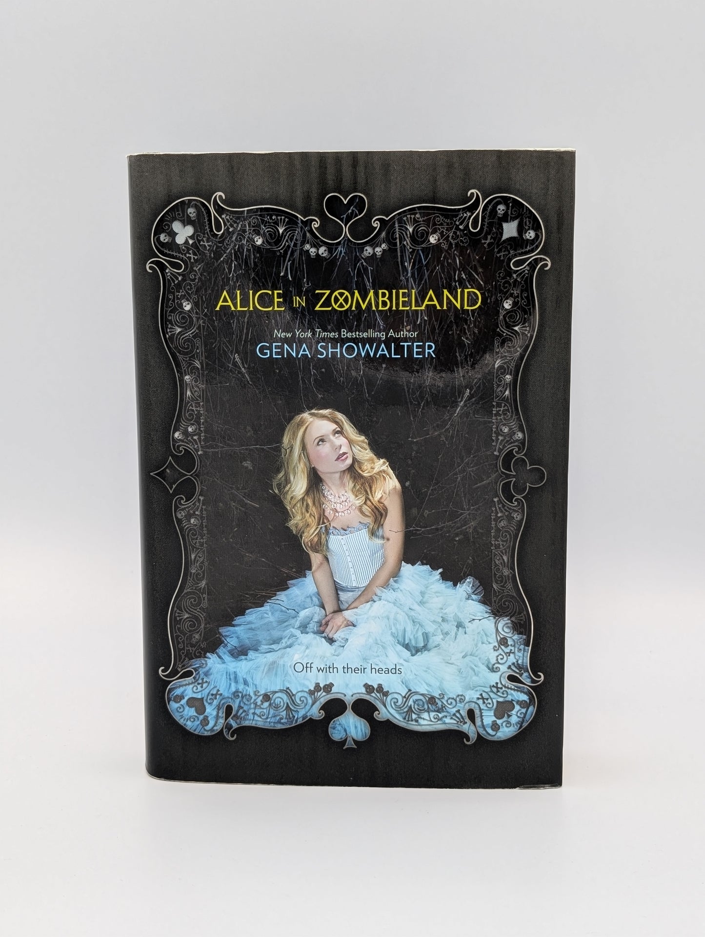 Alice in Zombieland (White Rabbit Chronicles, Book 1)