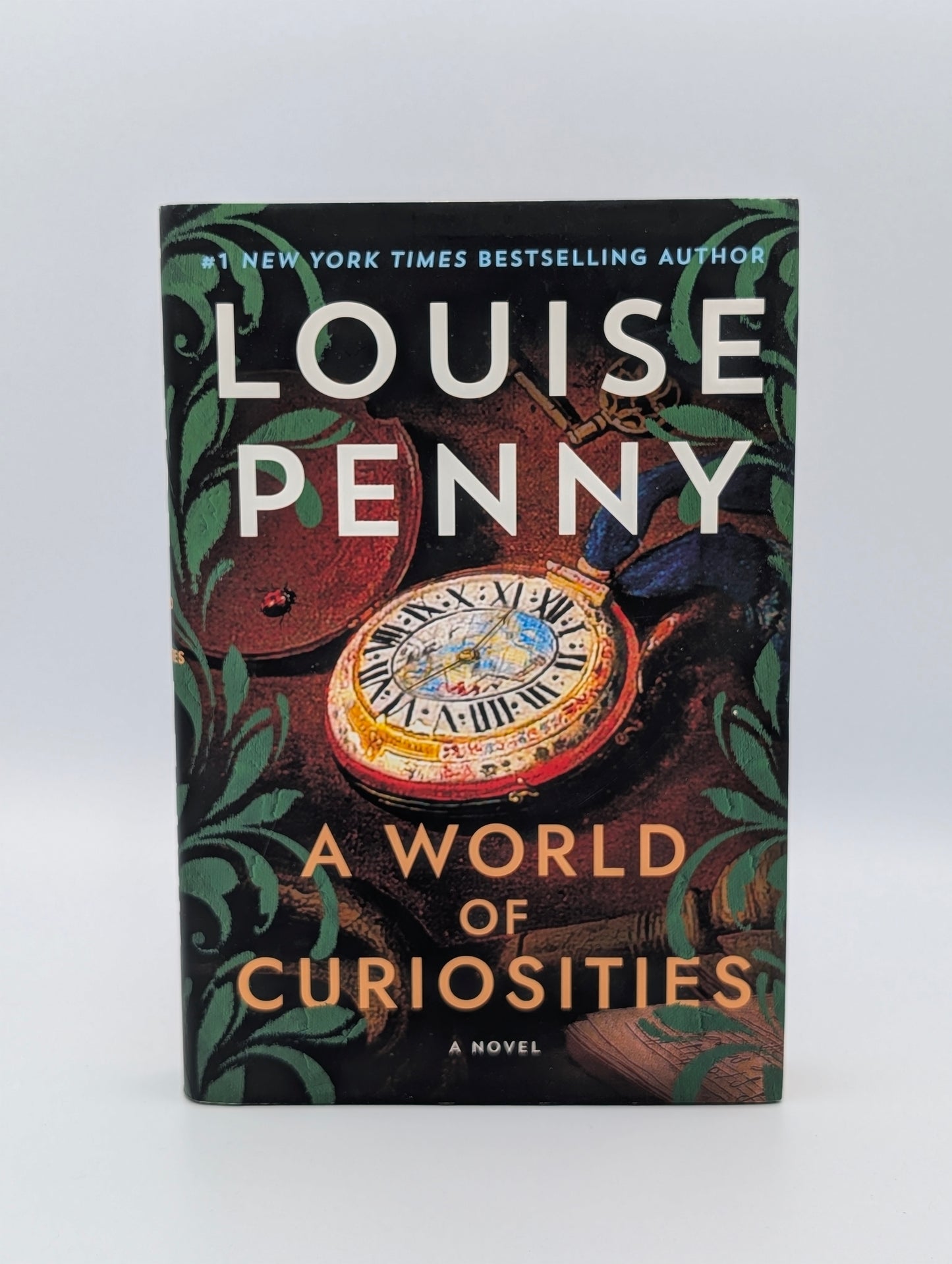 A World of Curiosities: A Novel (Chief Inspector Gamache Novel, 18)