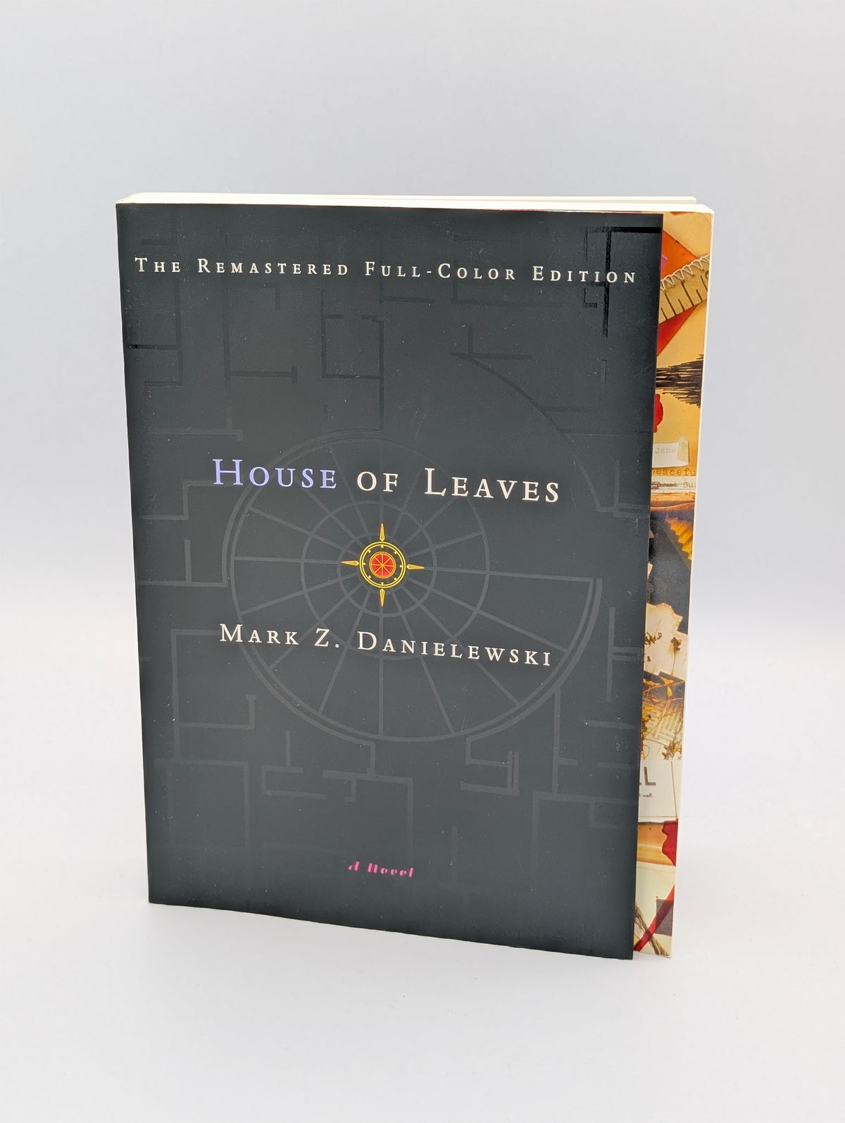 House of Leaves: The Remastered Full-Color Edition