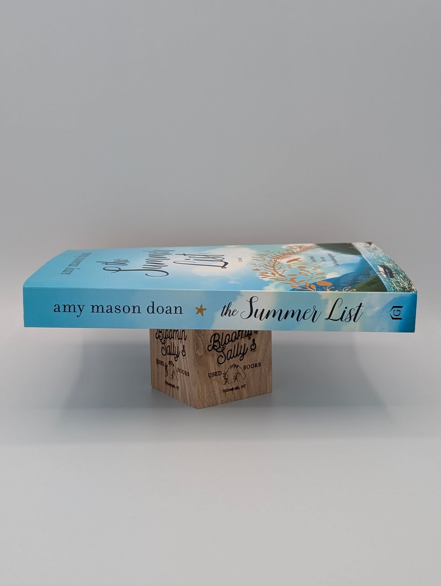 The Summer List: A Novel – A PopSugar Best Book of Summer About Contemporary Family Secrets